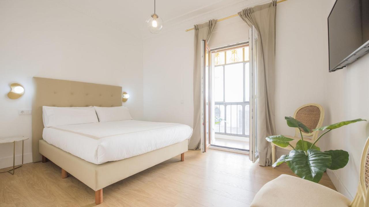 Apartamentos Boutique Puerta De Reyes Toledo Eksteriør billede