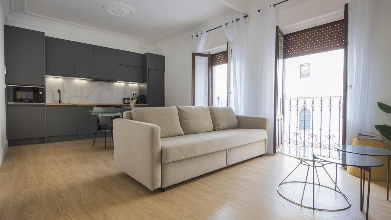 Apartamentos Boutique Puerta De Reyes Toledo Eksteriør billede
