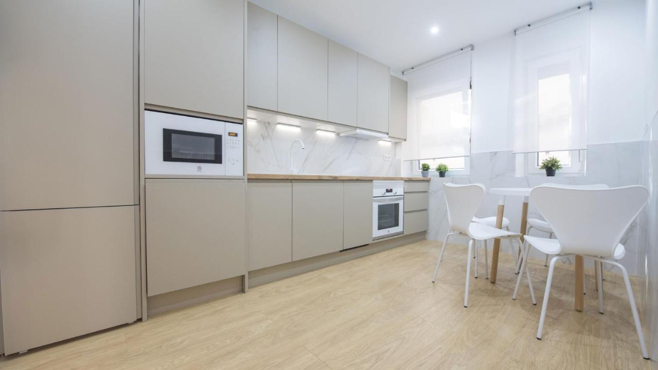 Apartamentos Boutique Puerta De Reyes Toledo Eksteriør billede